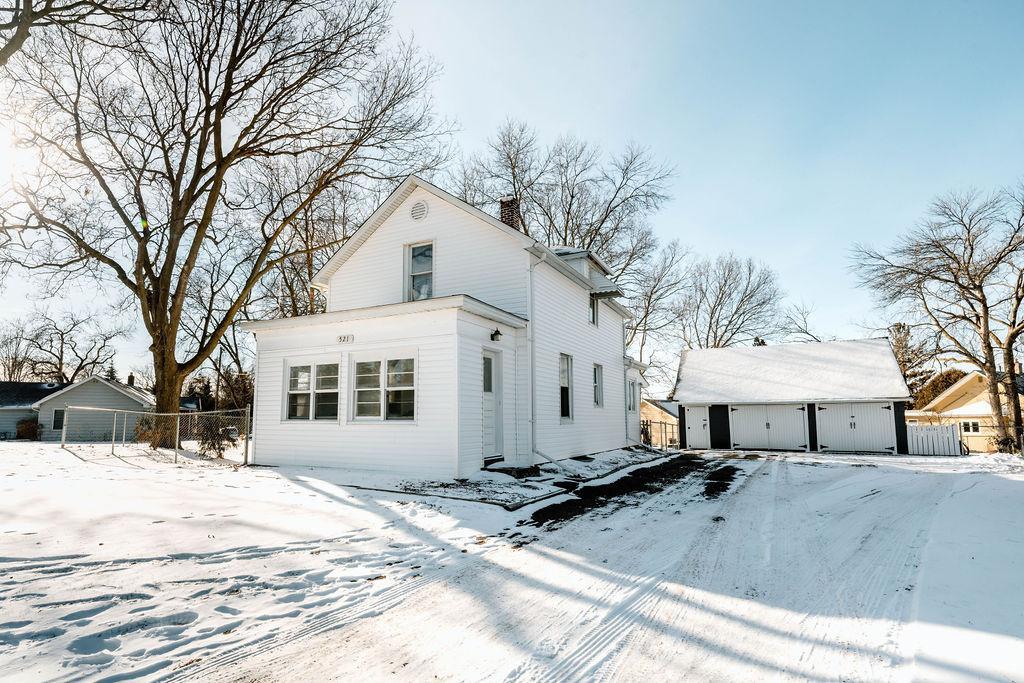 521 Hastings Avenue