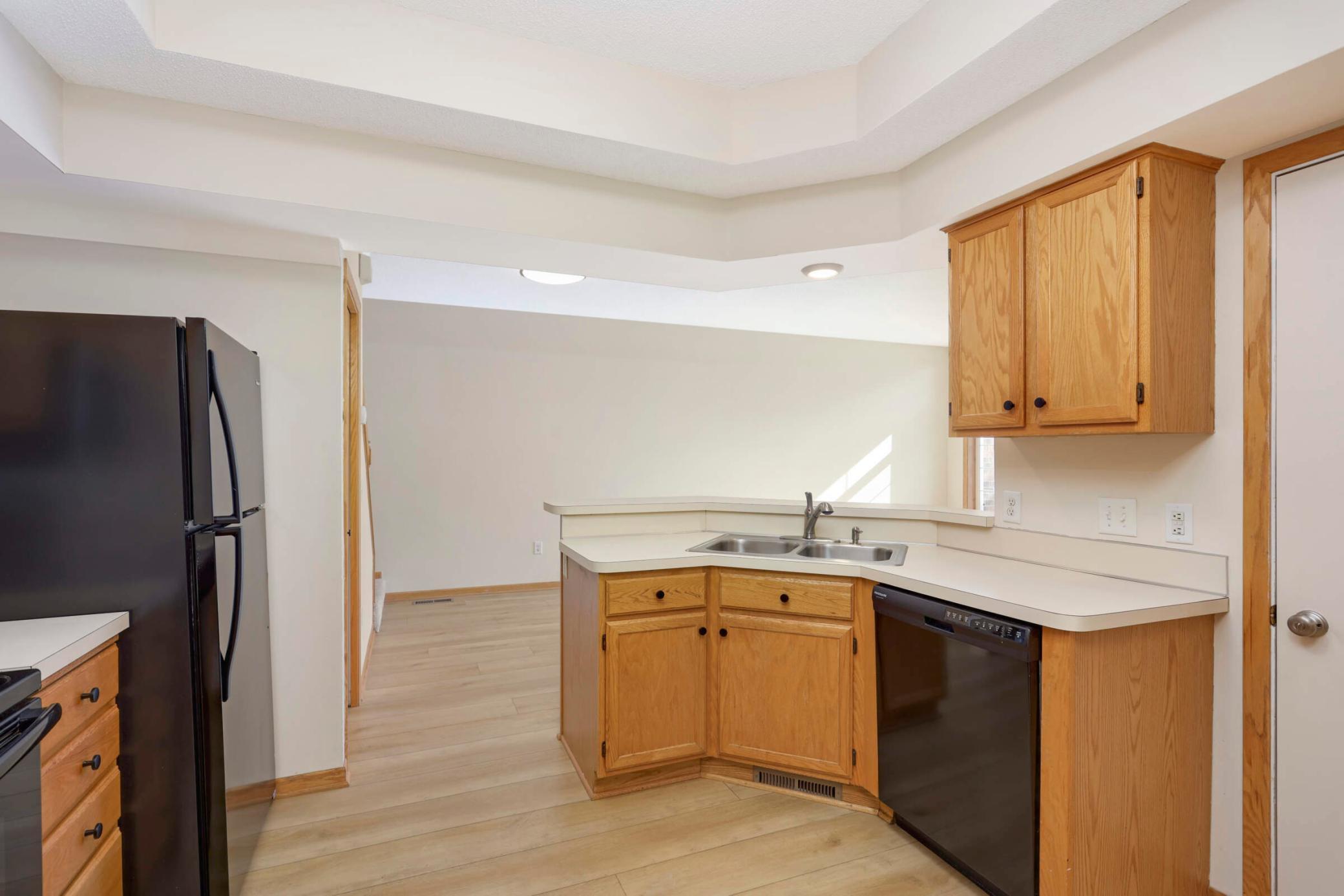1900 Sapphire Point Unit: 111