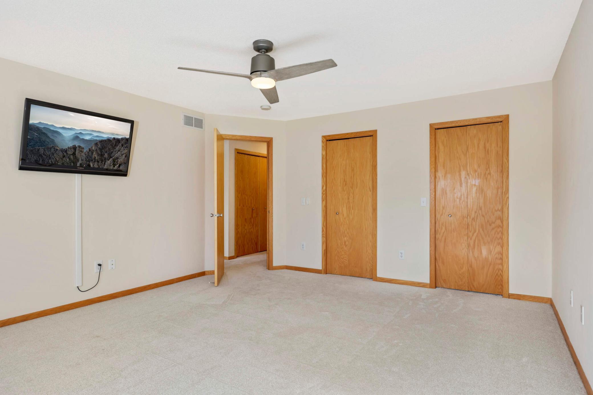 1900 Sapphire Point Unit: 111
