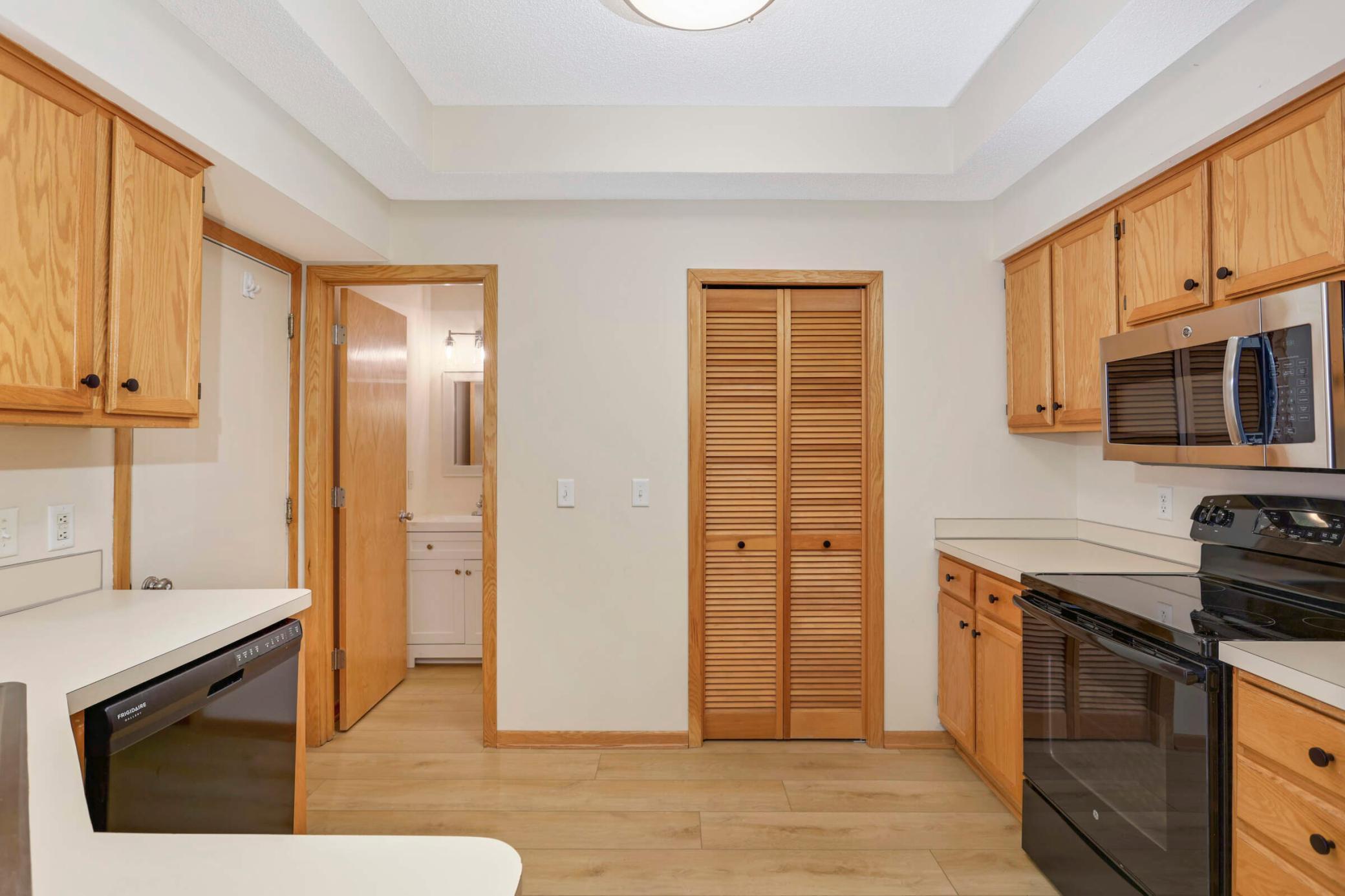 1900 Sapphire Point Unit: 111