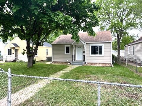 5038 6th Street NE