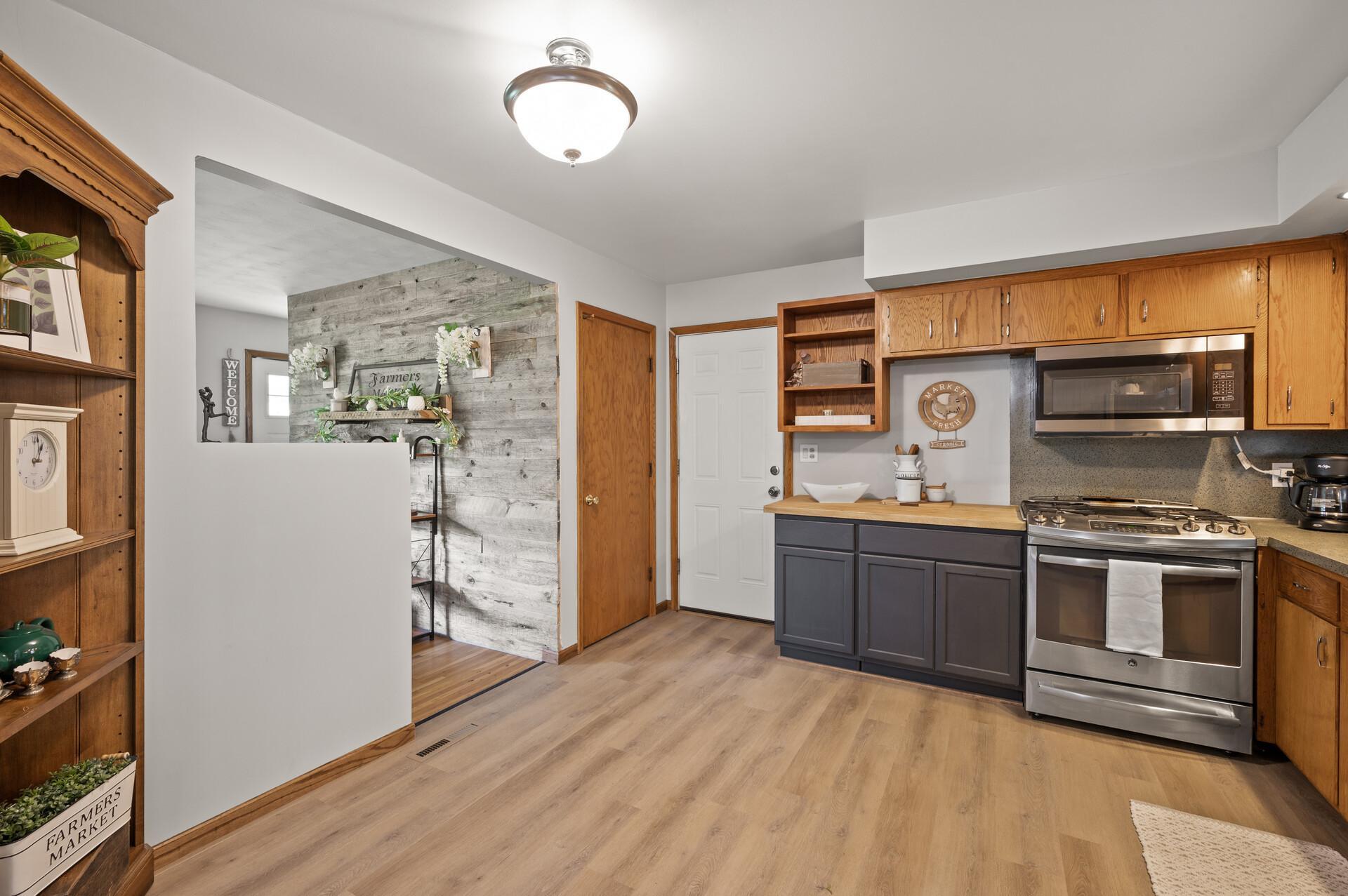 2046 Jade Lane