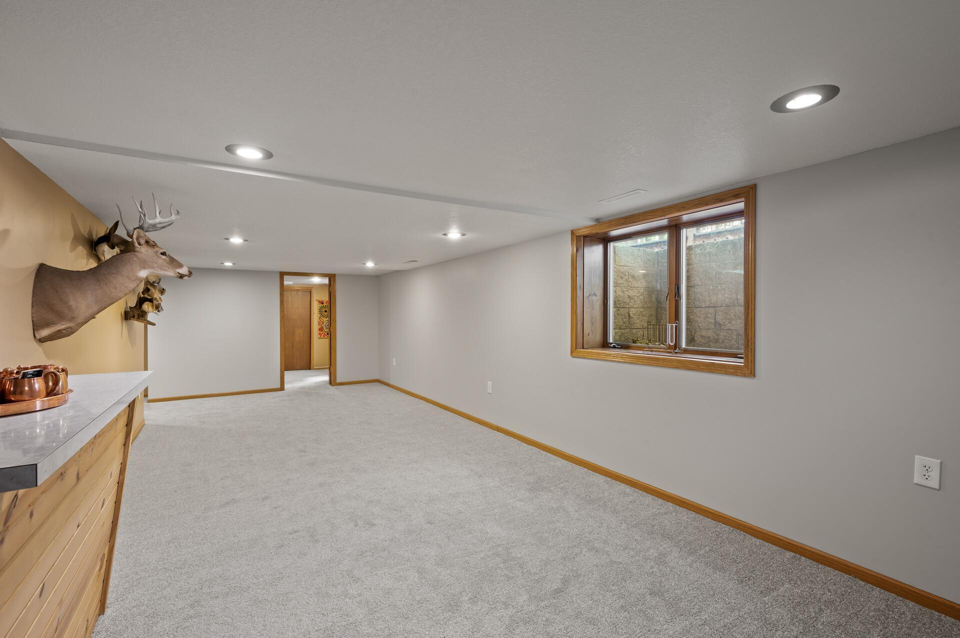 2046 Jade Lane