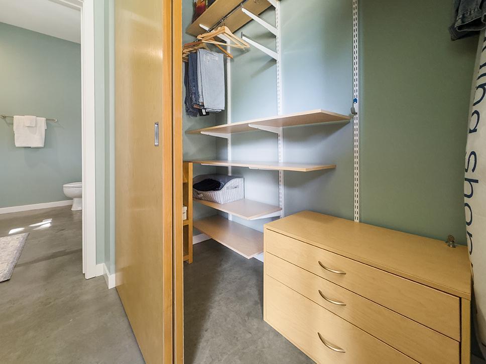 196 10th Street E Unit: 111
