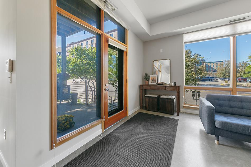 196 10th Street E Unit: 111