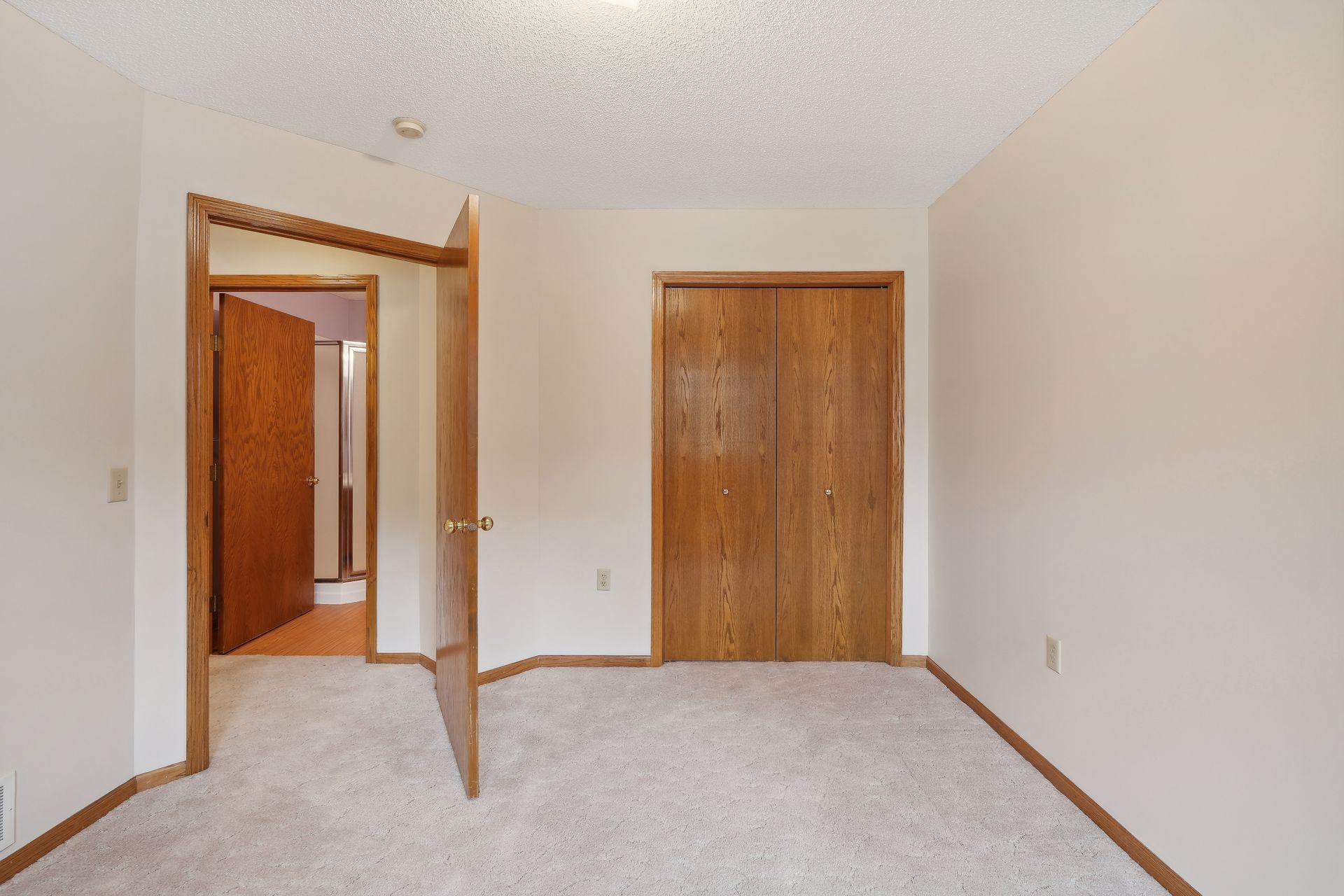 7154 Ivy Ridge Court