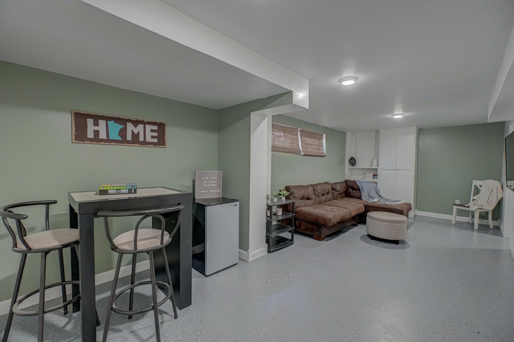 14565 Upper 56th Street N