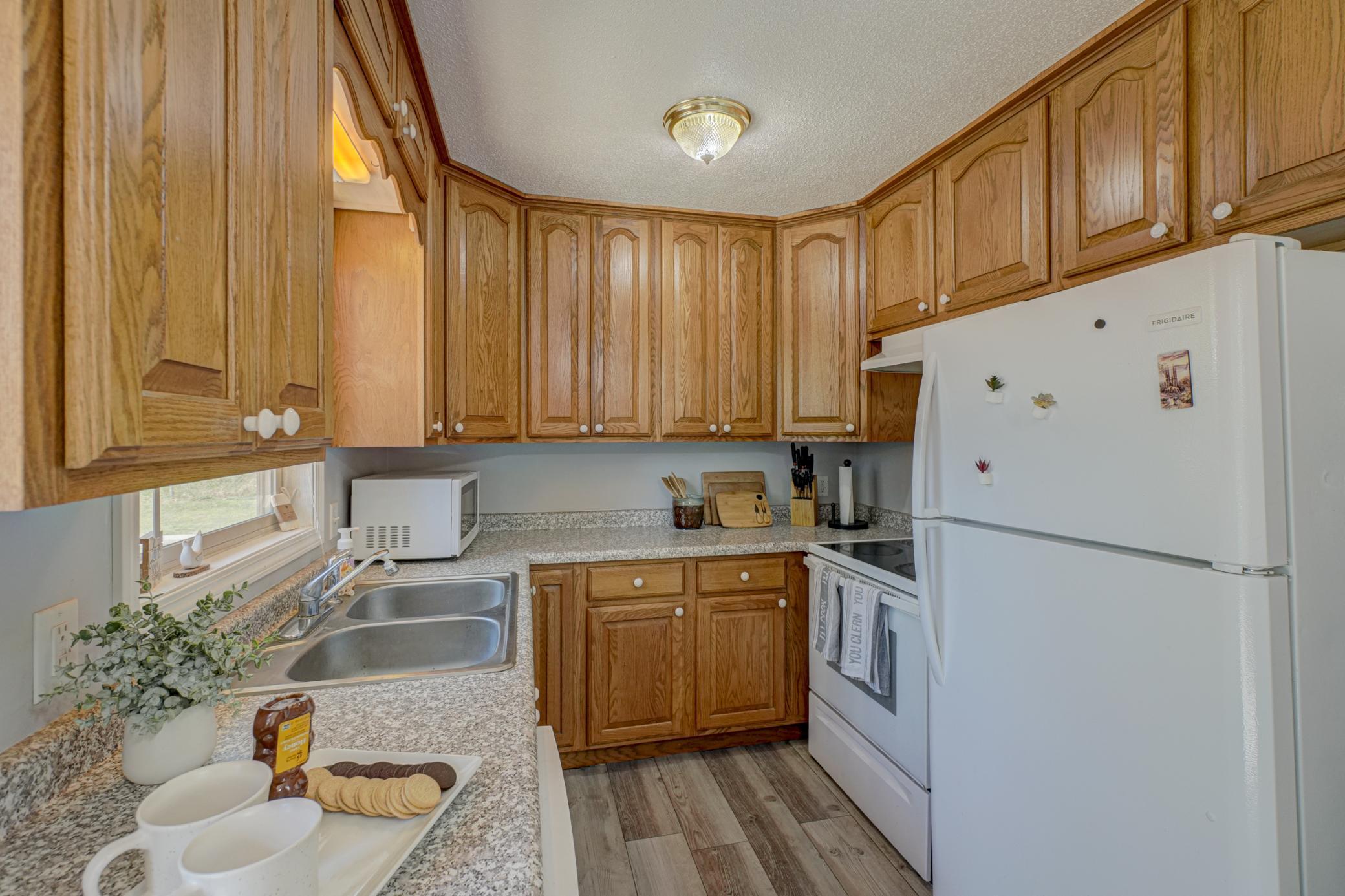 14565 Upper 56th Street N