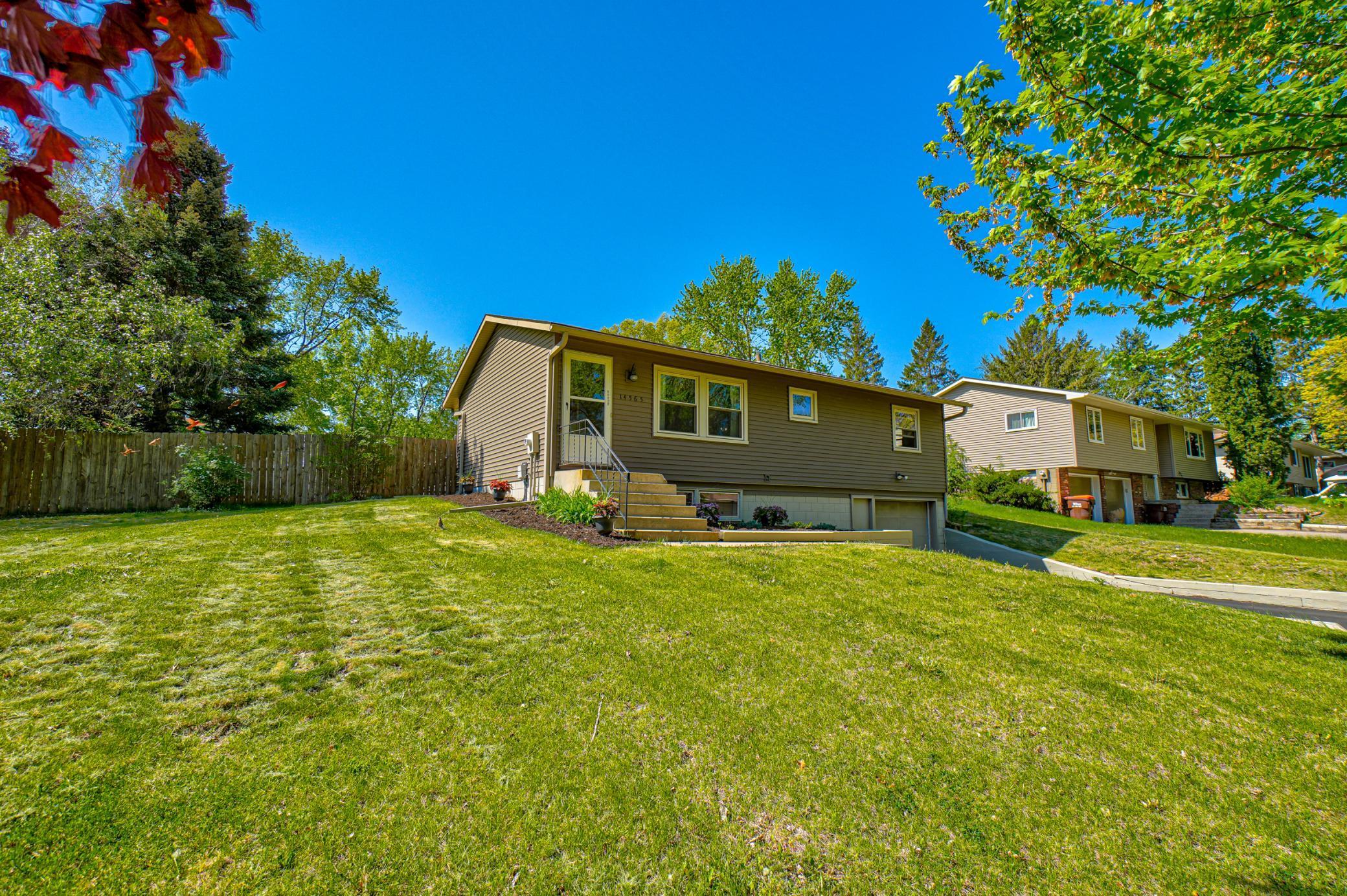 14565 Upper 56th Street N