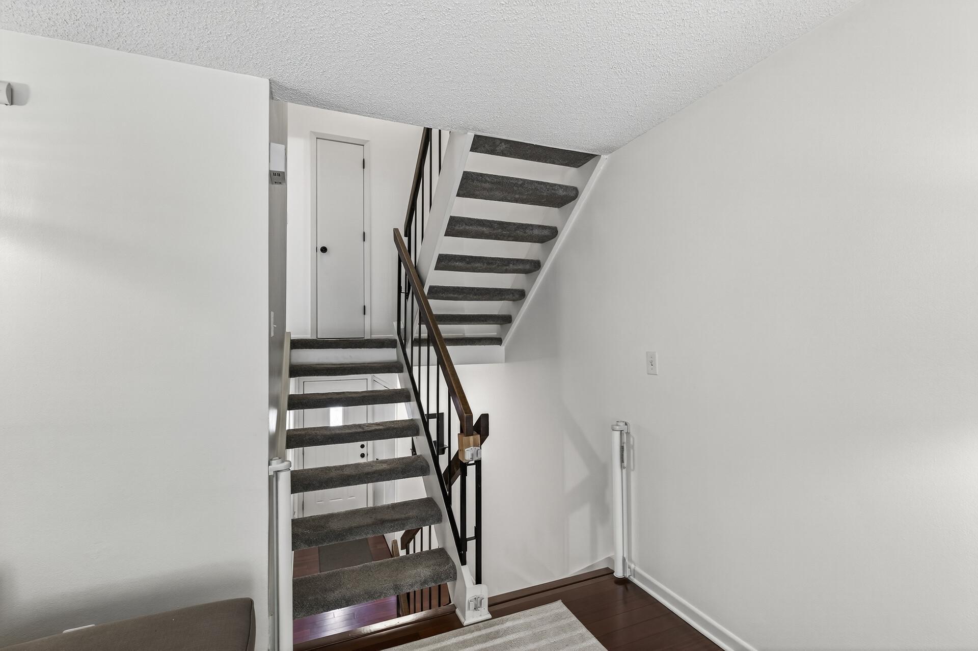 3262 Valley Ridge Drive Unit: 4