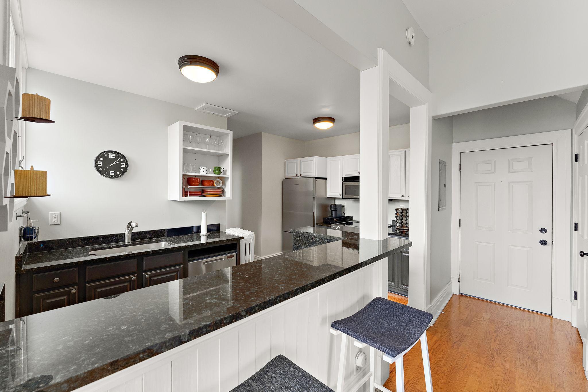 977 Portland Avenue Unit: 3