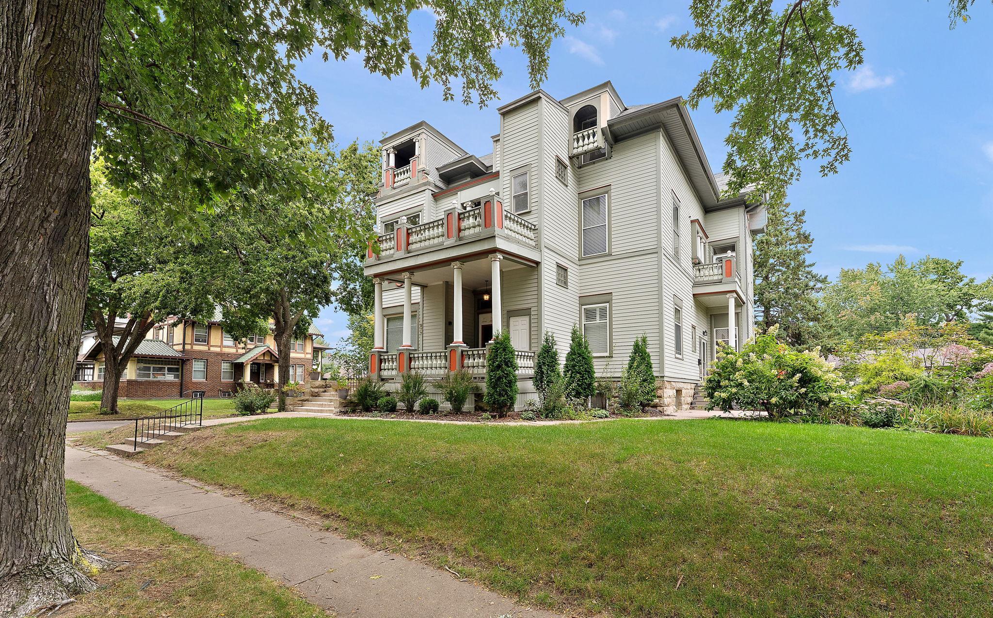 977 Portland Avenue Unit: 3