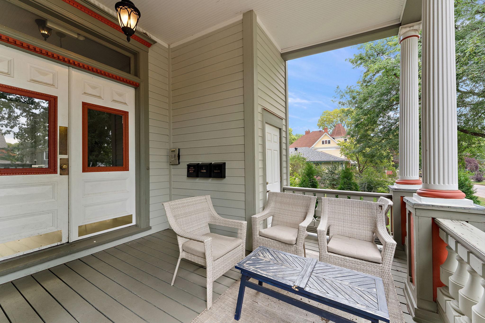 977 Portland Avenue Unit: 3