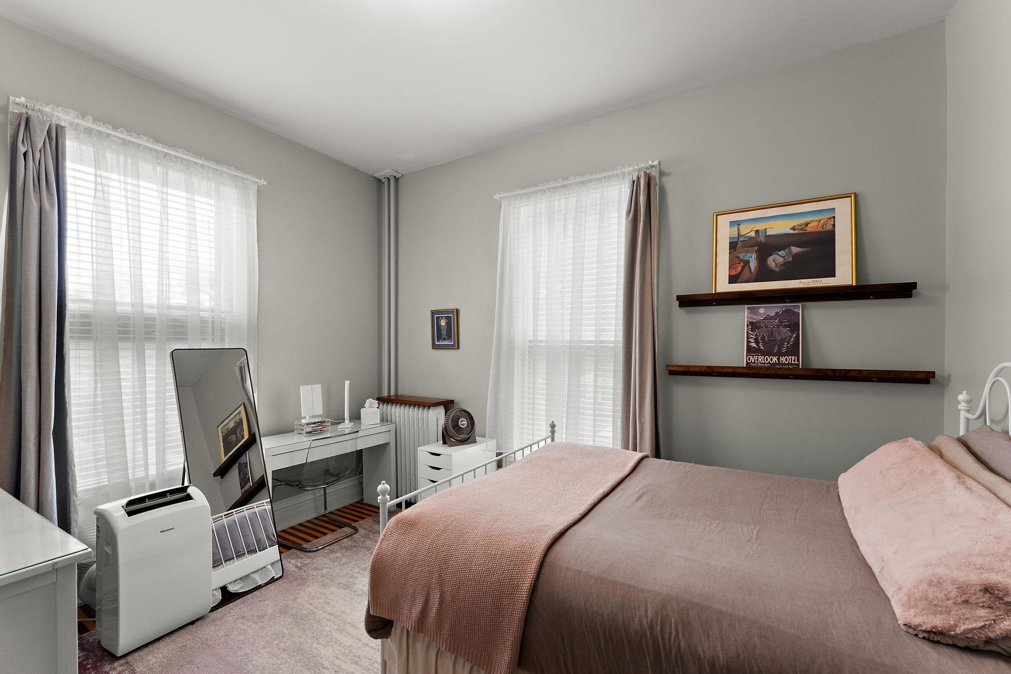 977 Portland Avenue Unit: 3