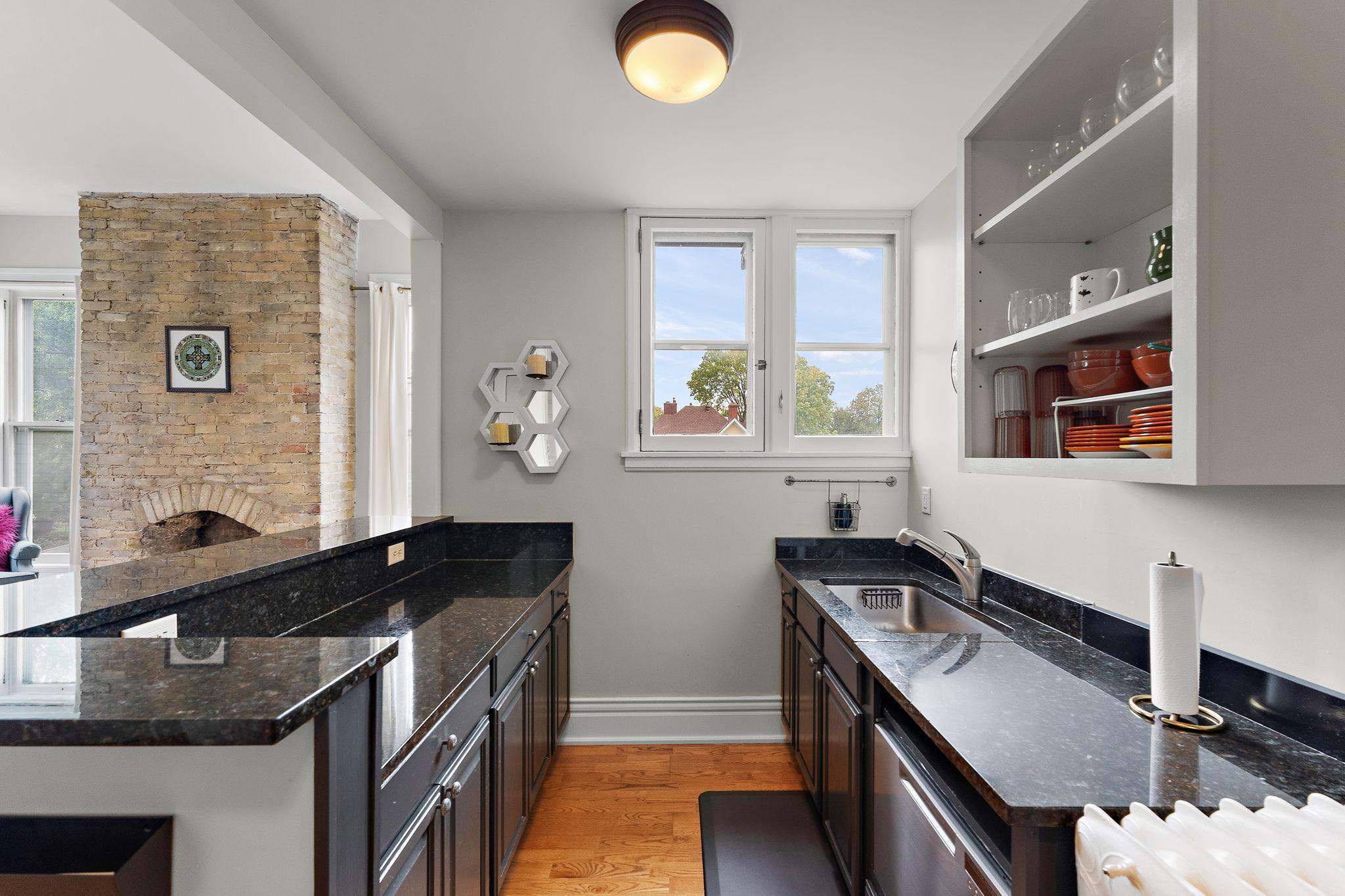 977 Portland Avenue Unit: 3