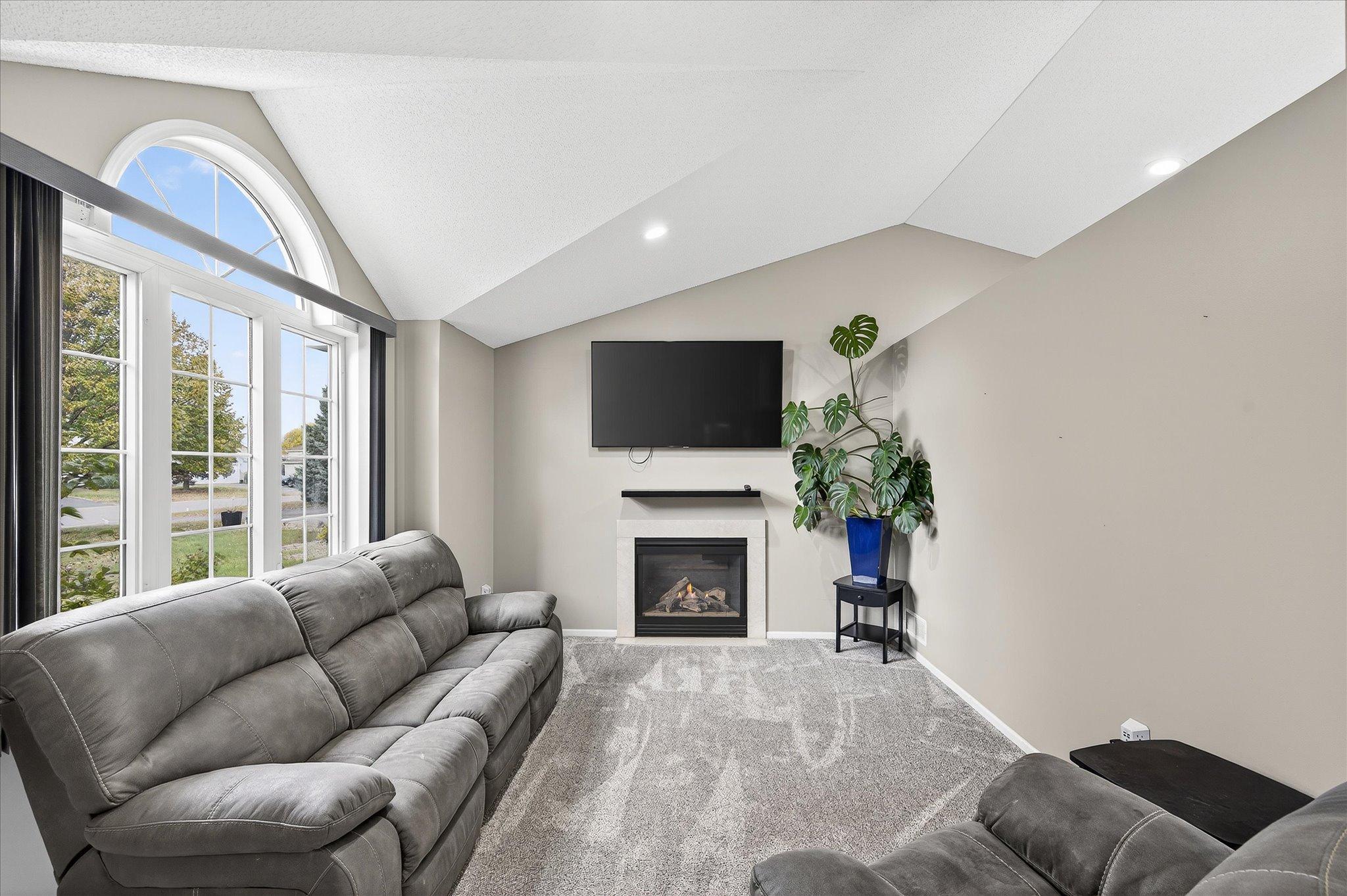 1075 Kilbirnie Road