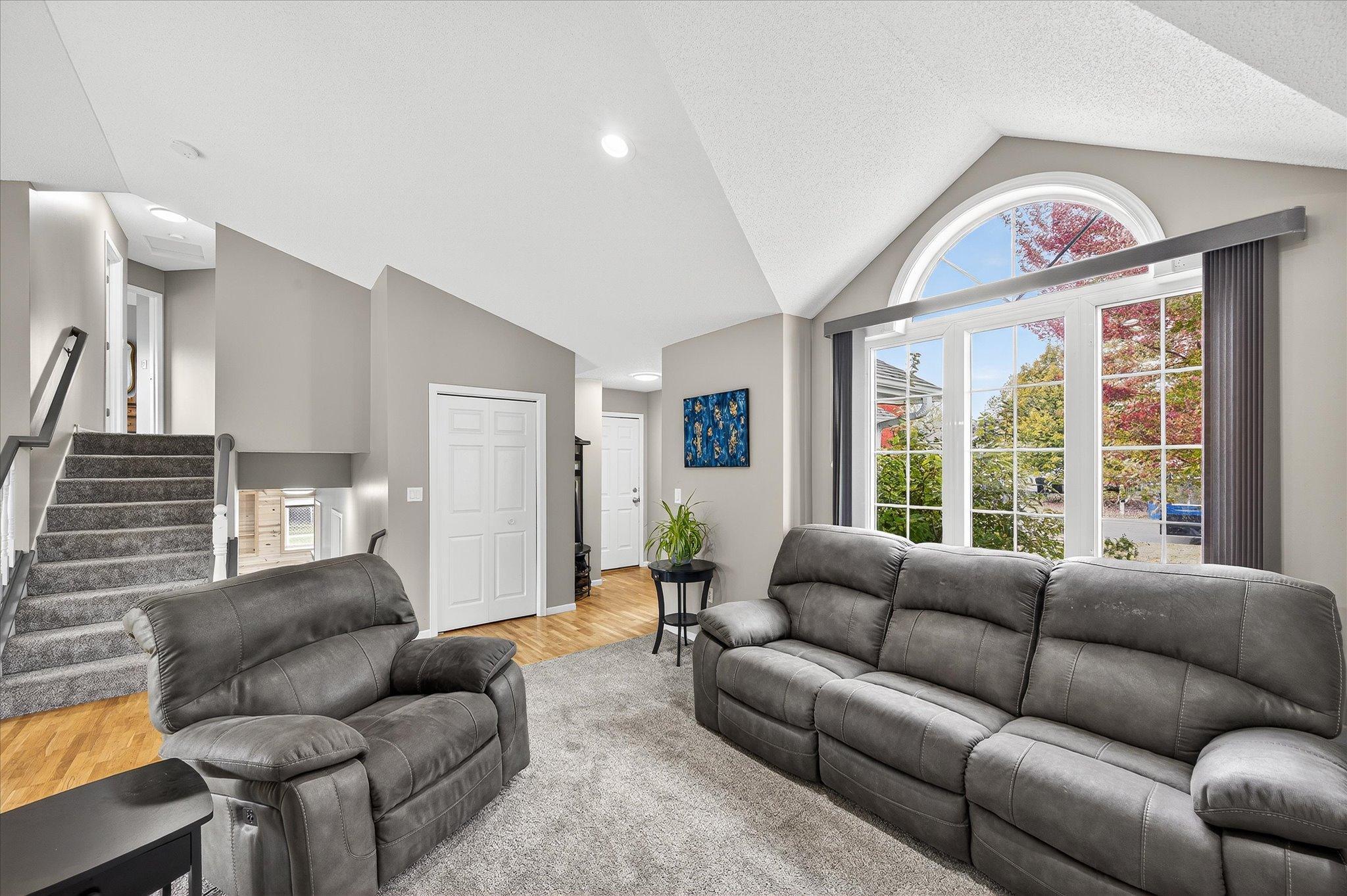 1075 Kilbirnie Road