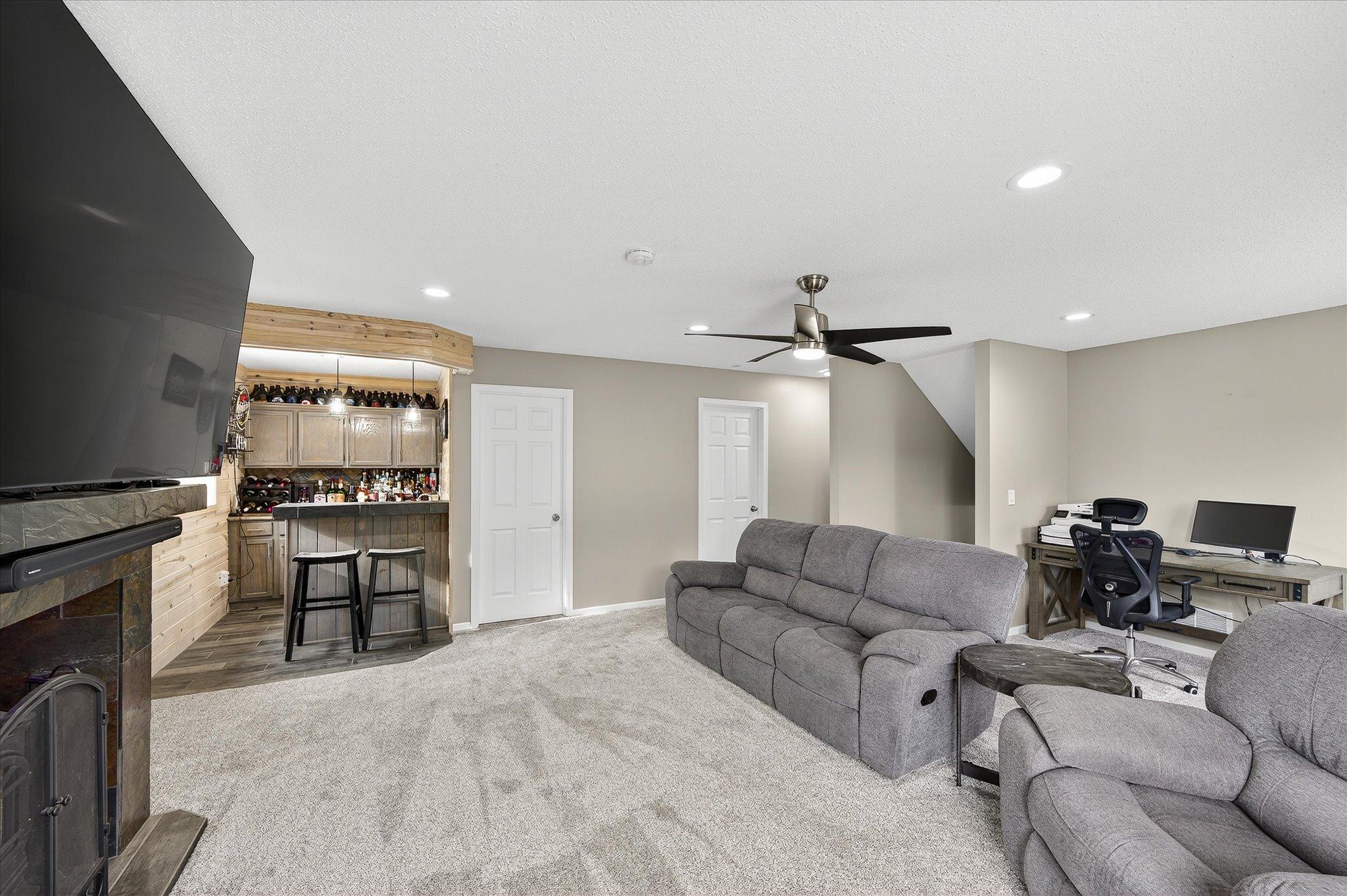 1075 Kilbirnie Road