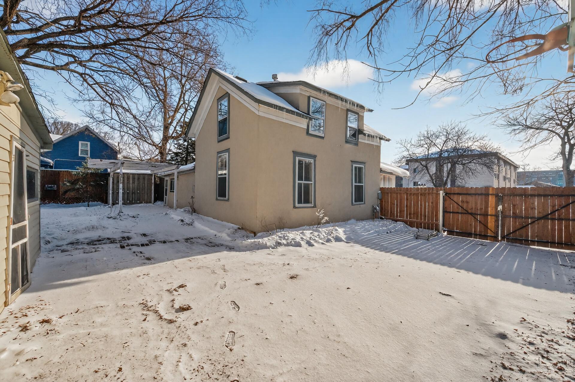 107 Locust Street