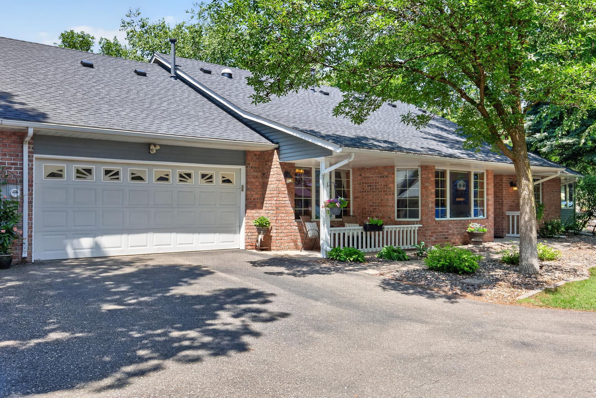 1130 Rose Place