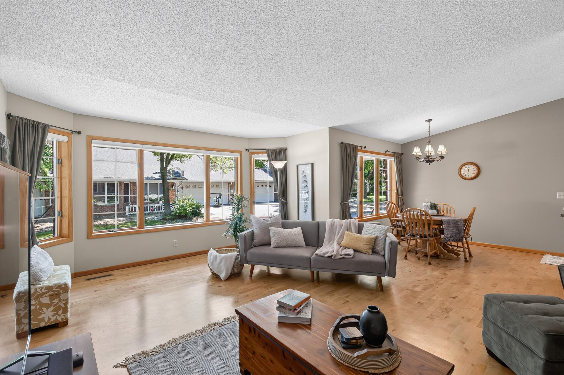 1130 Rose Place