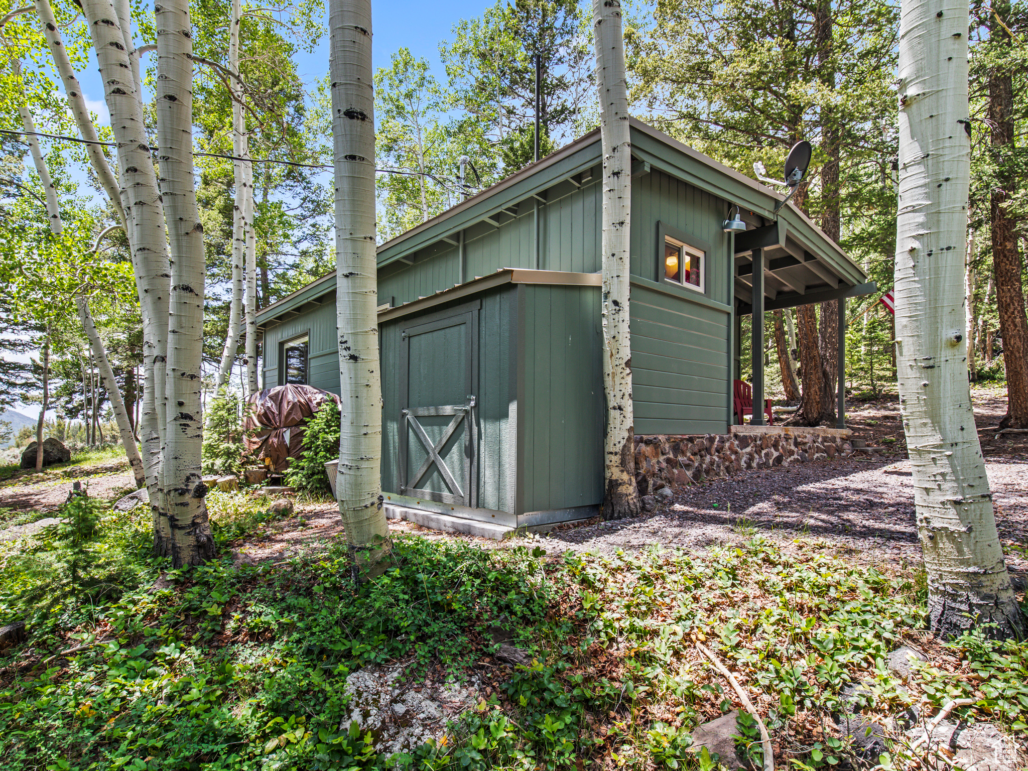 353 W SAGE DR