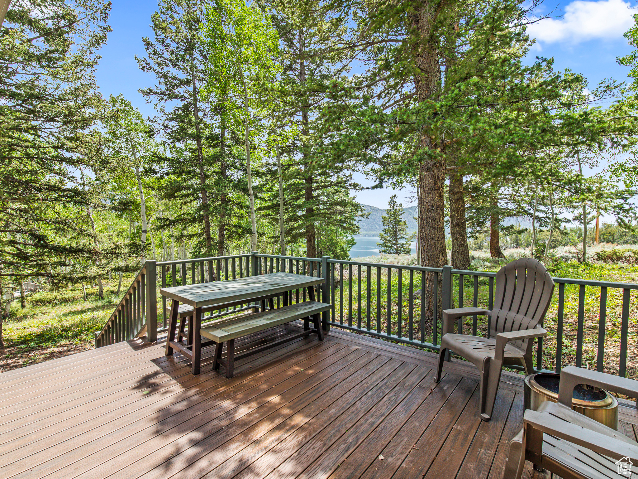 353 W SAGE DR