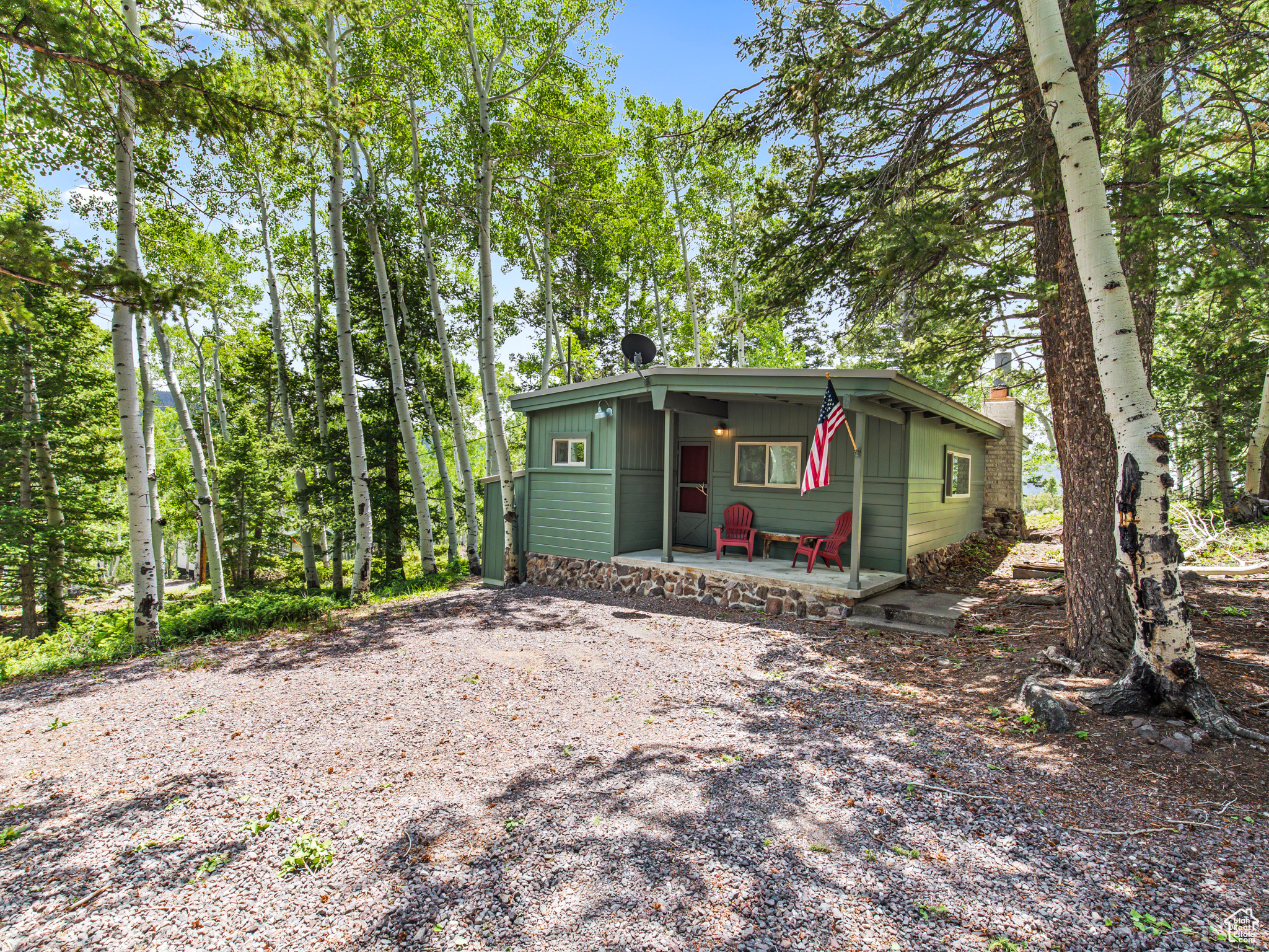 353 W SAGE DR