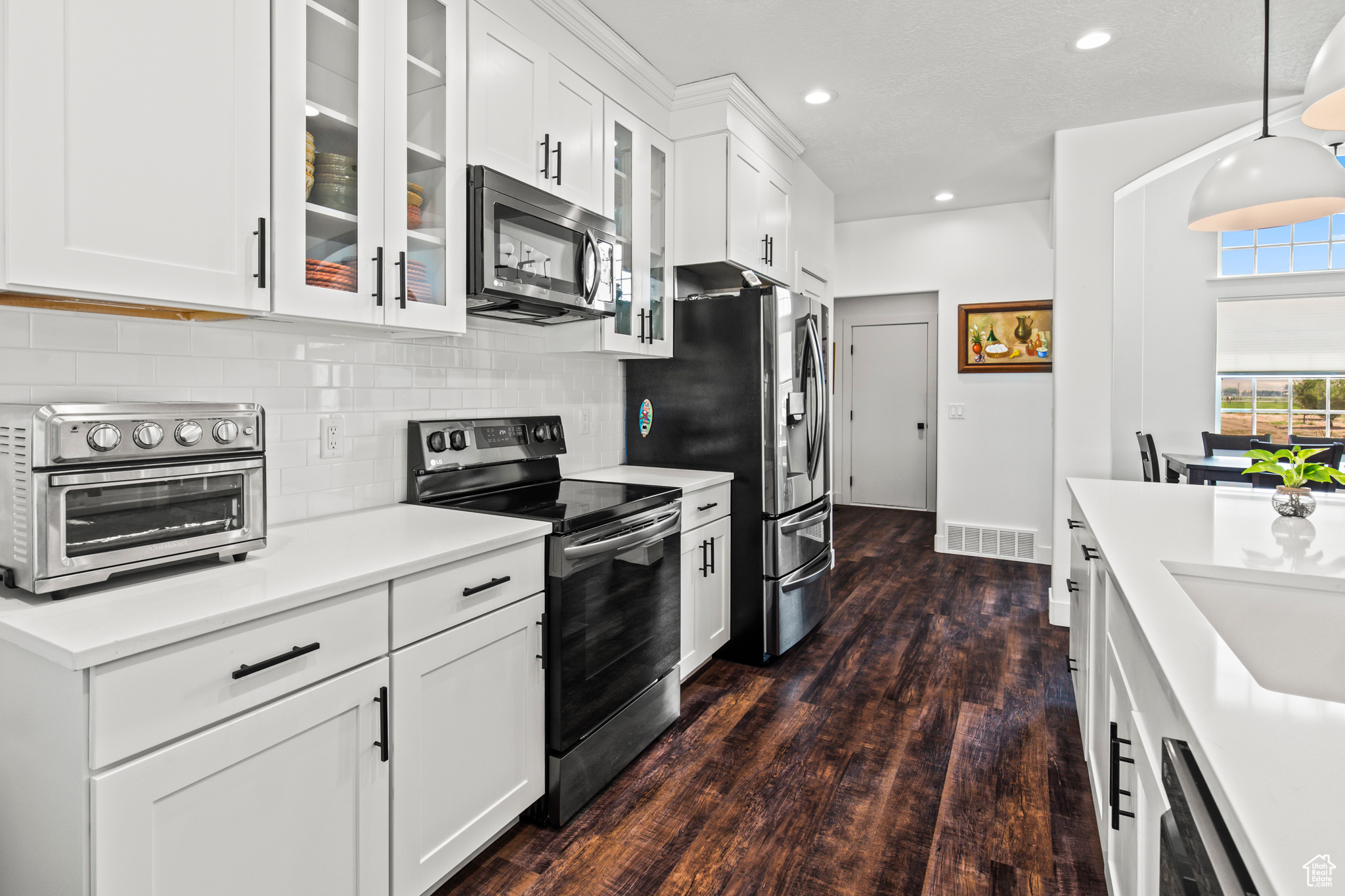 324 W LIZS WAY