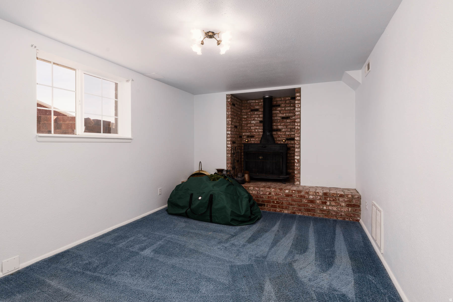 1395 S BULLION RD