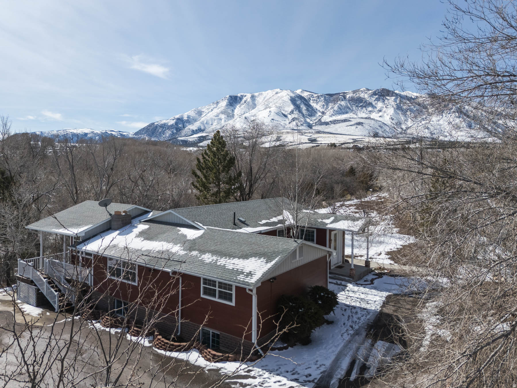 1395 S BULLION RD