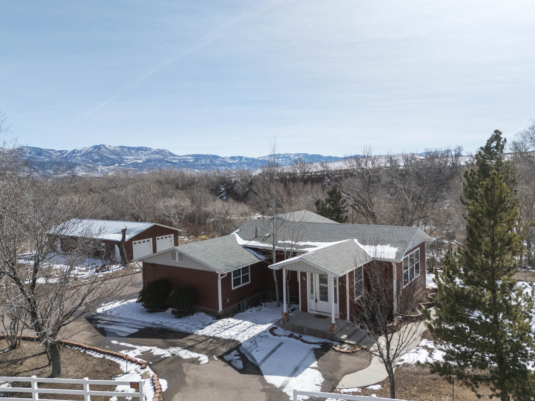 1395 S BULLION RD