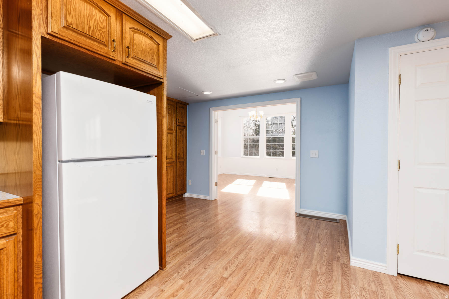 1395 S BULLION RD