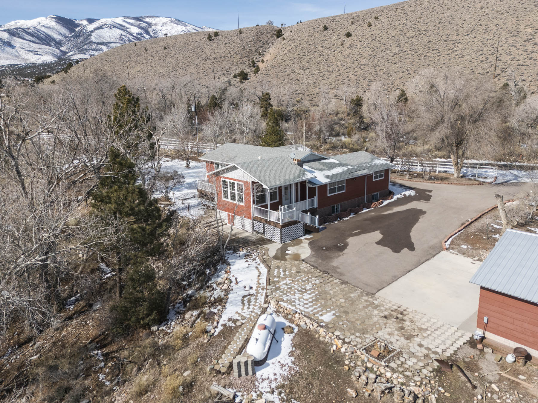 1395 S BULLION RD