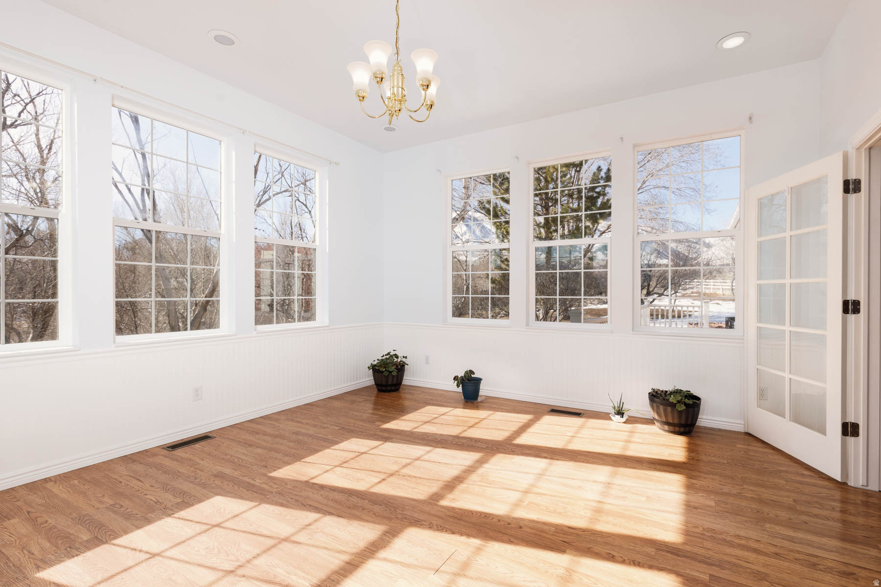 1395 S BULLION RD