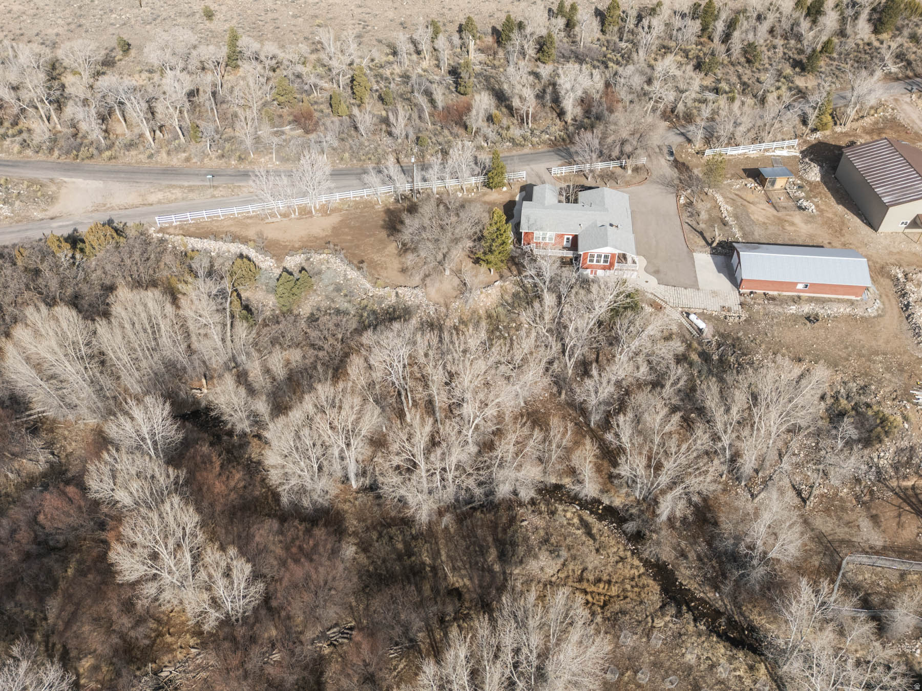 1395 S BULLION RD