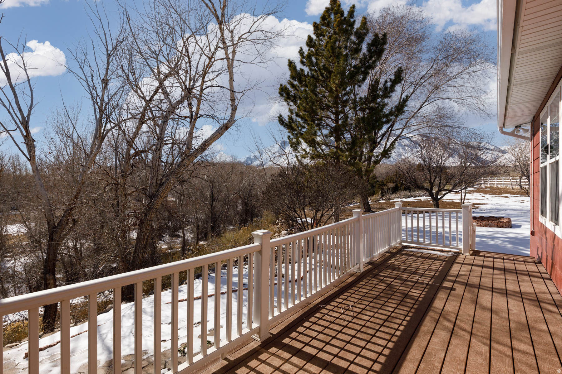 1395 S BULLION RD