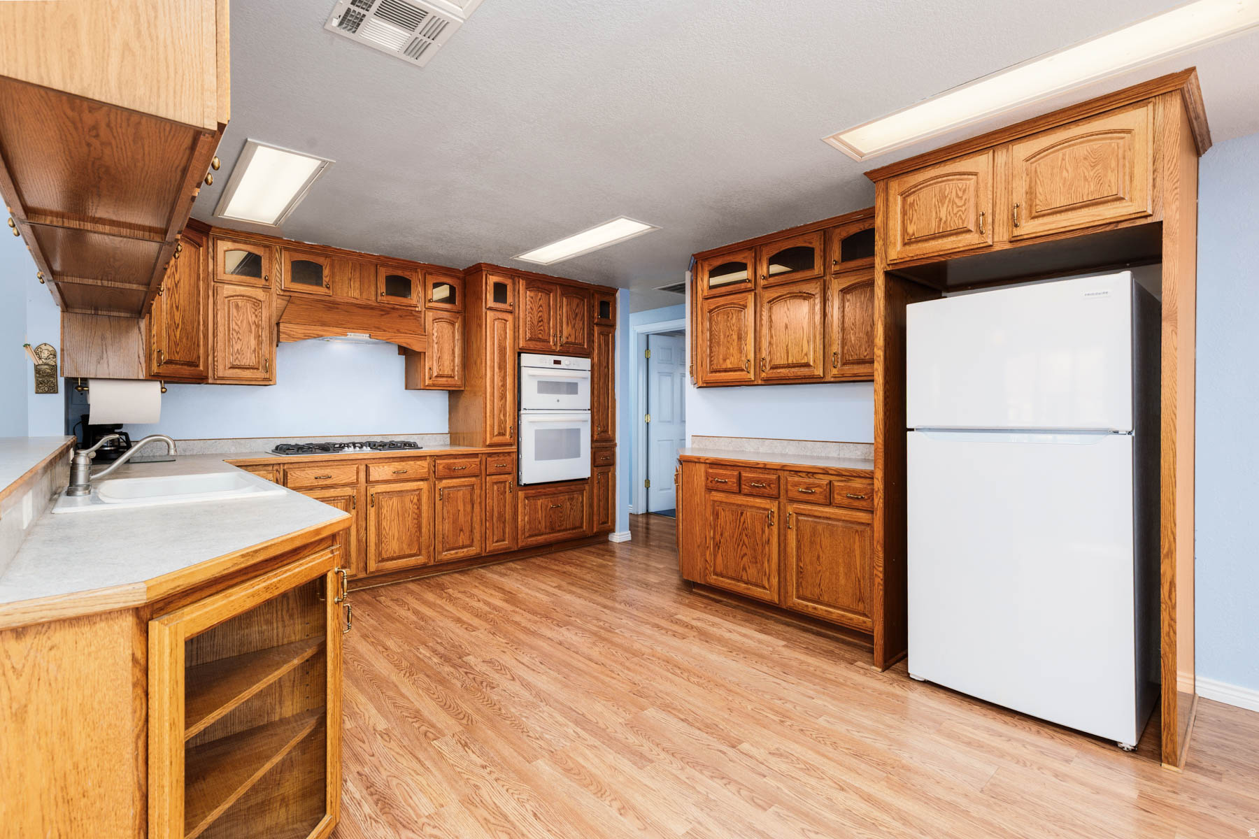 1395 S BULLION RD