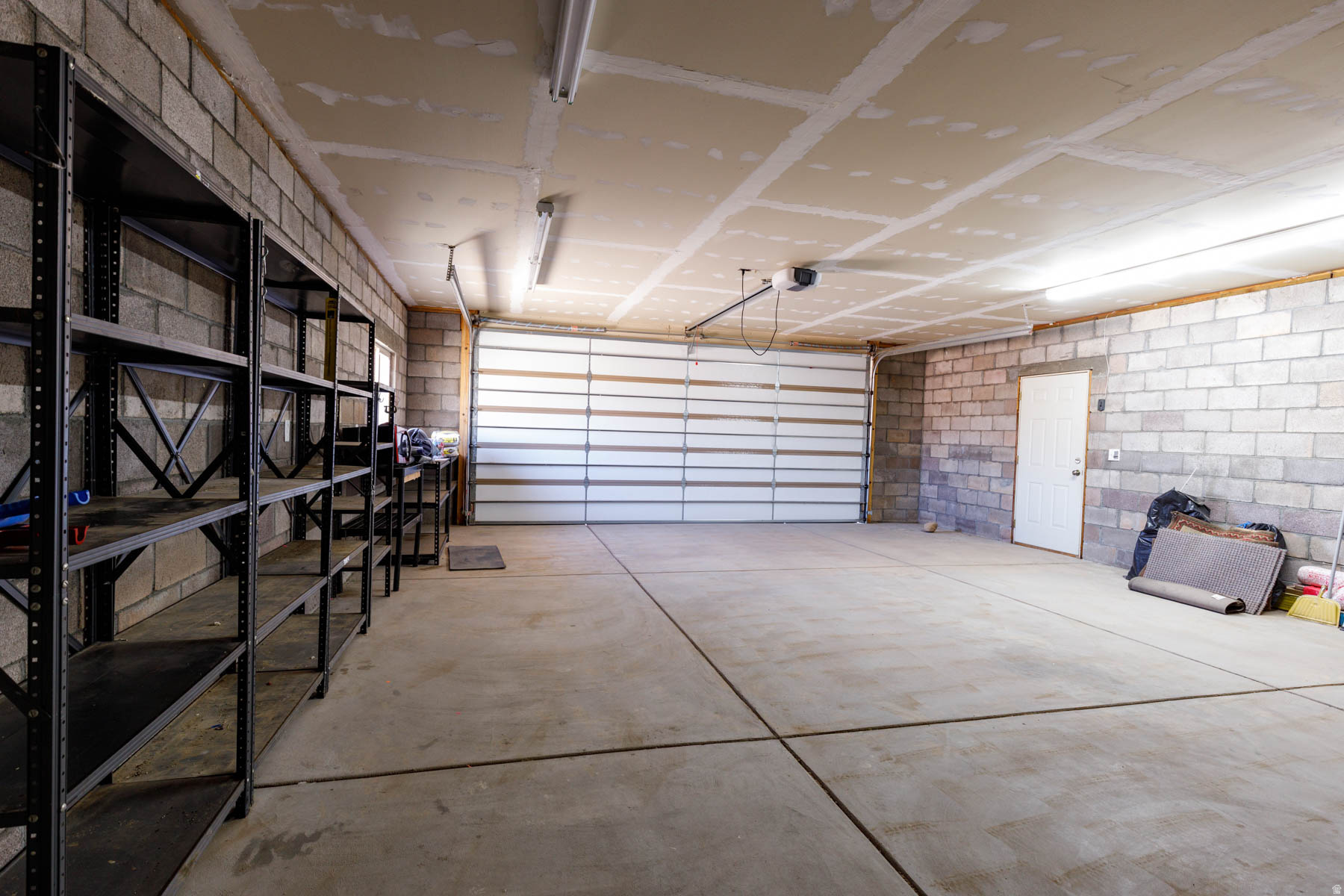 2800 W BULLION RD