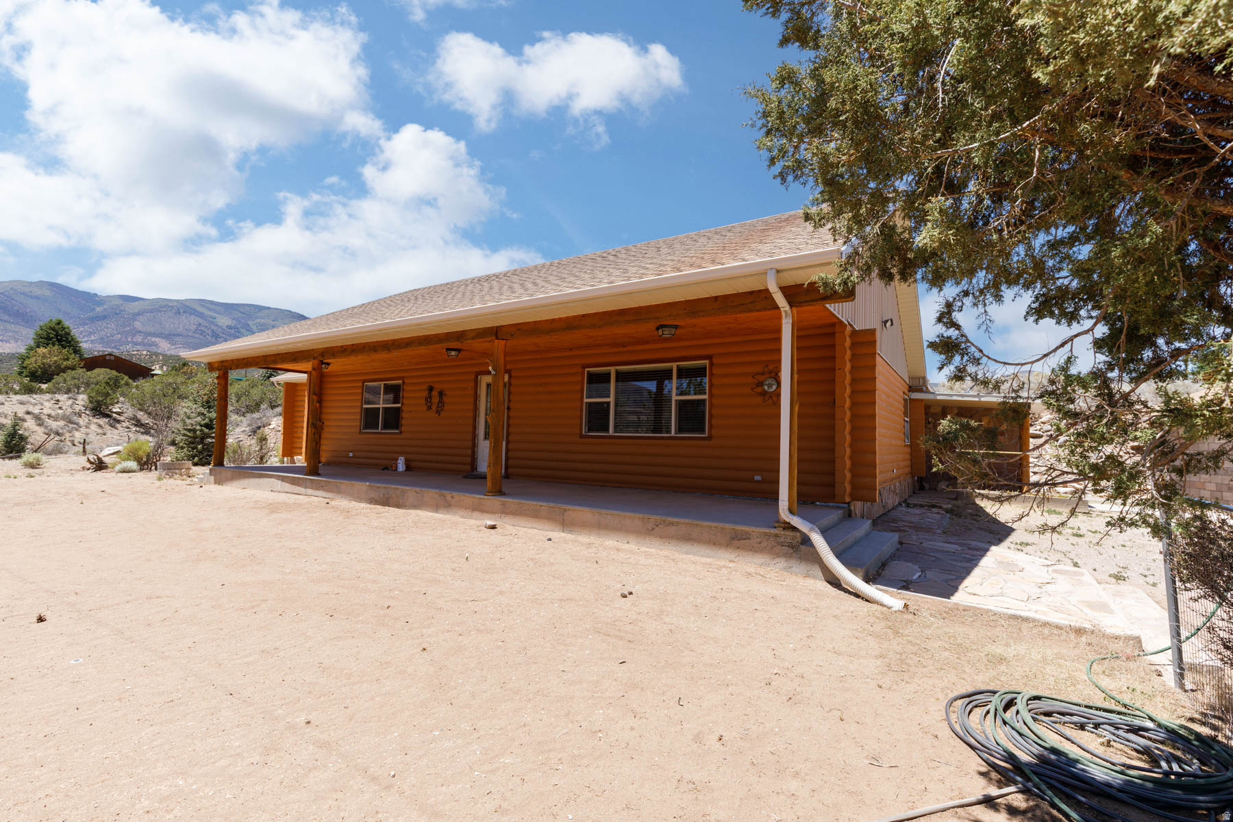 2800 W BULLION RD
