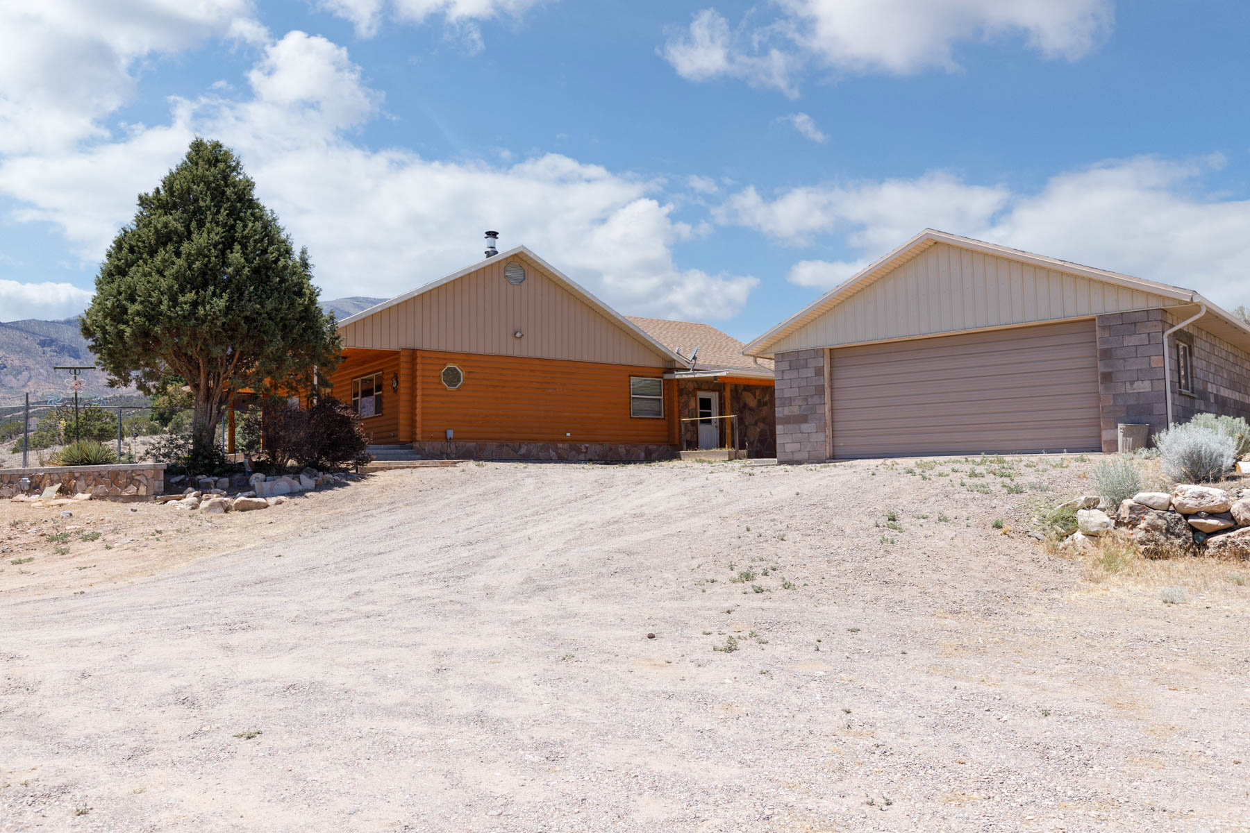 2800 W BULLION RD