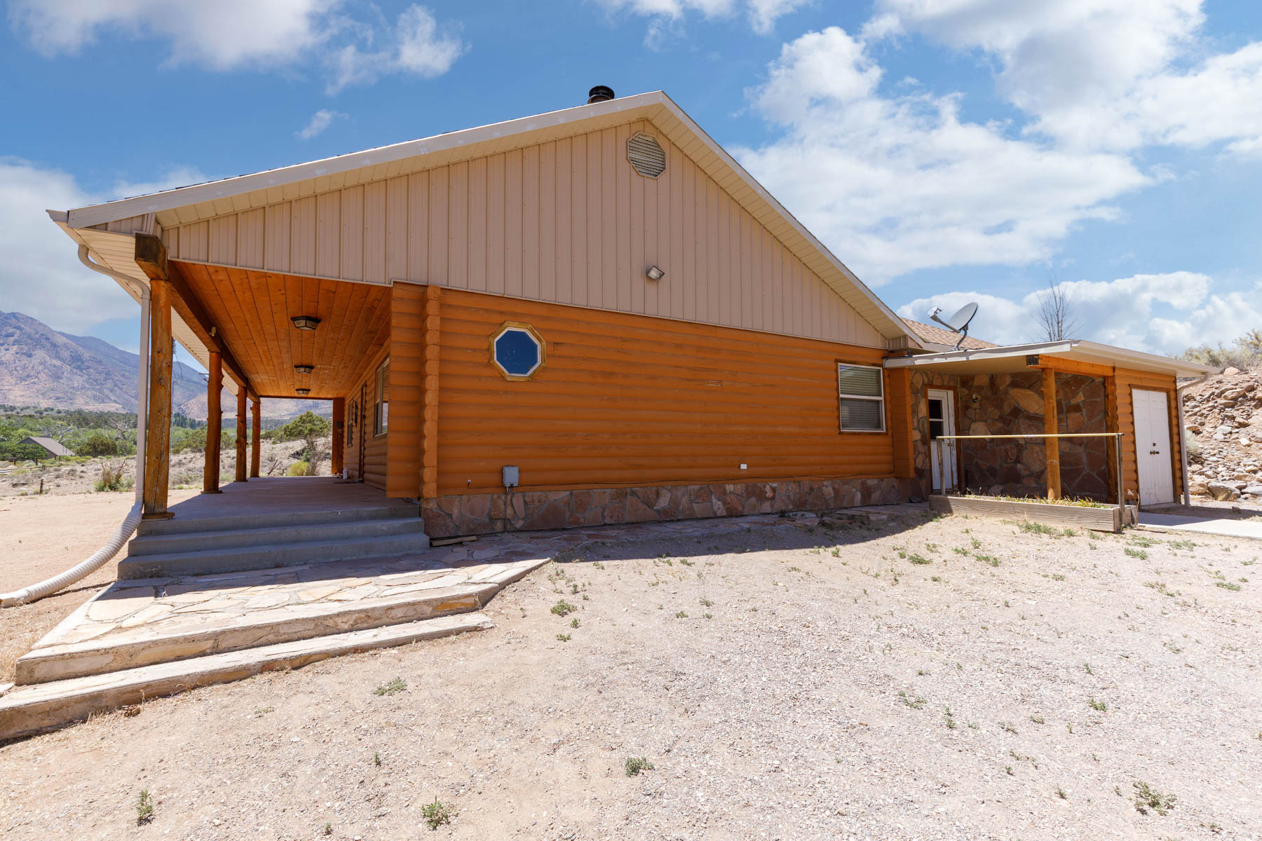 2800 W BULLION RD