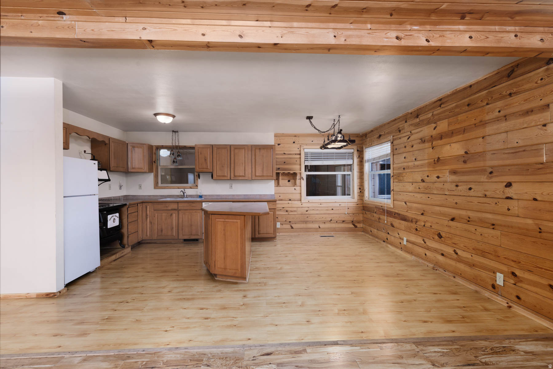2800 W BULLION RD
