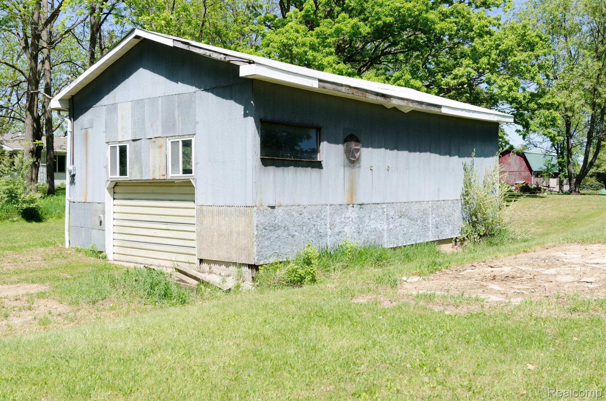 13800 LONE TREE Road