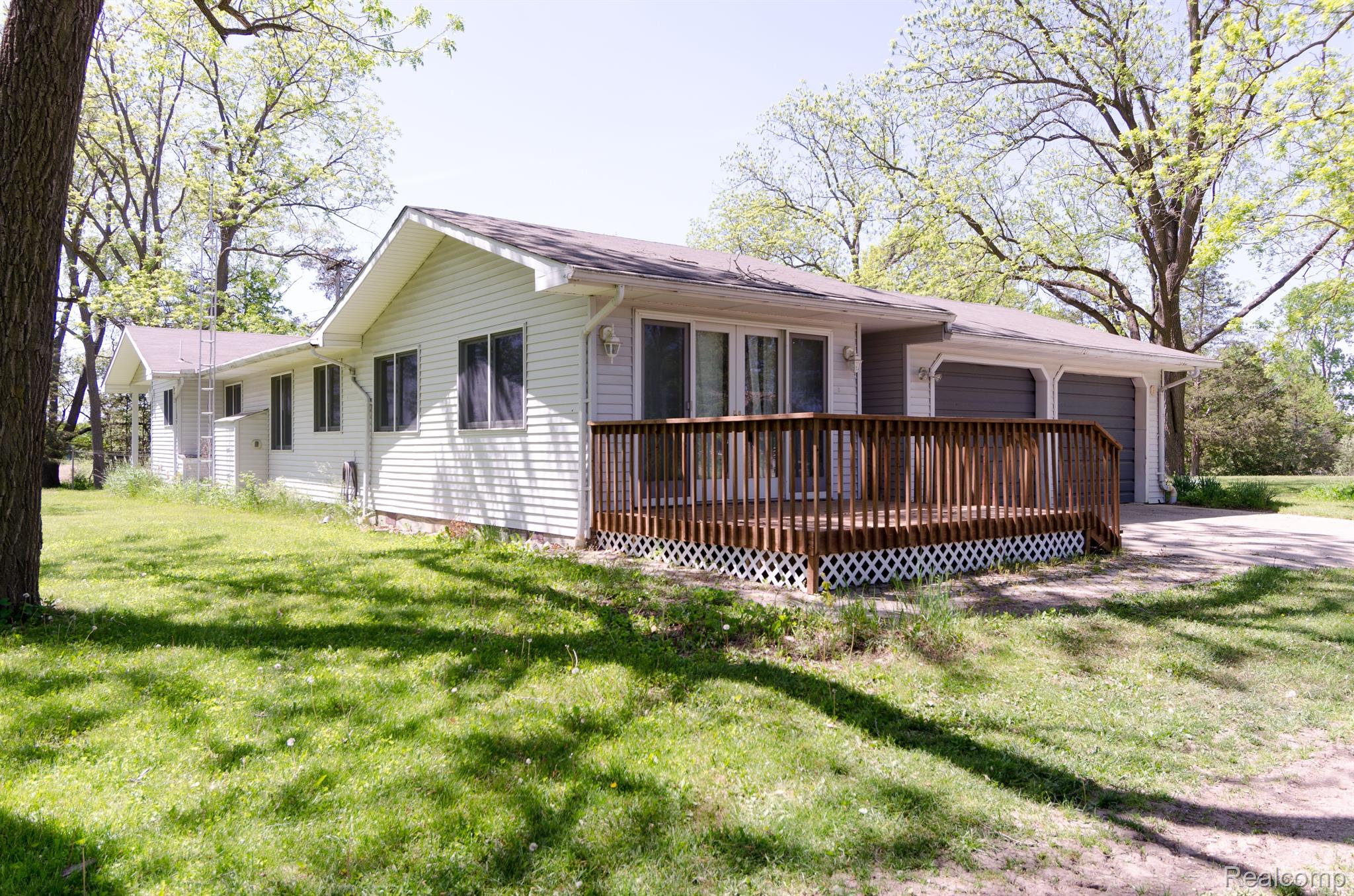 13800 LONE TREE Road