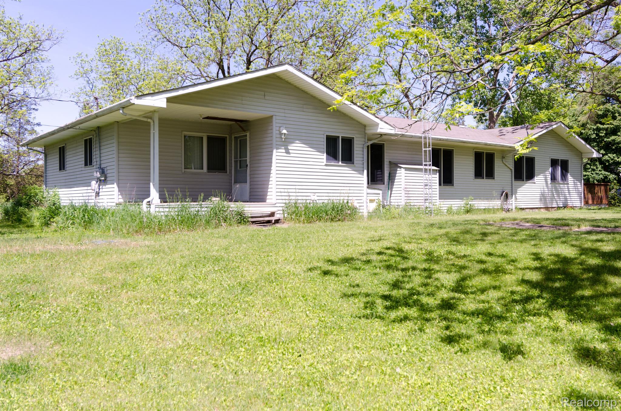 13800 LONE TREE Road