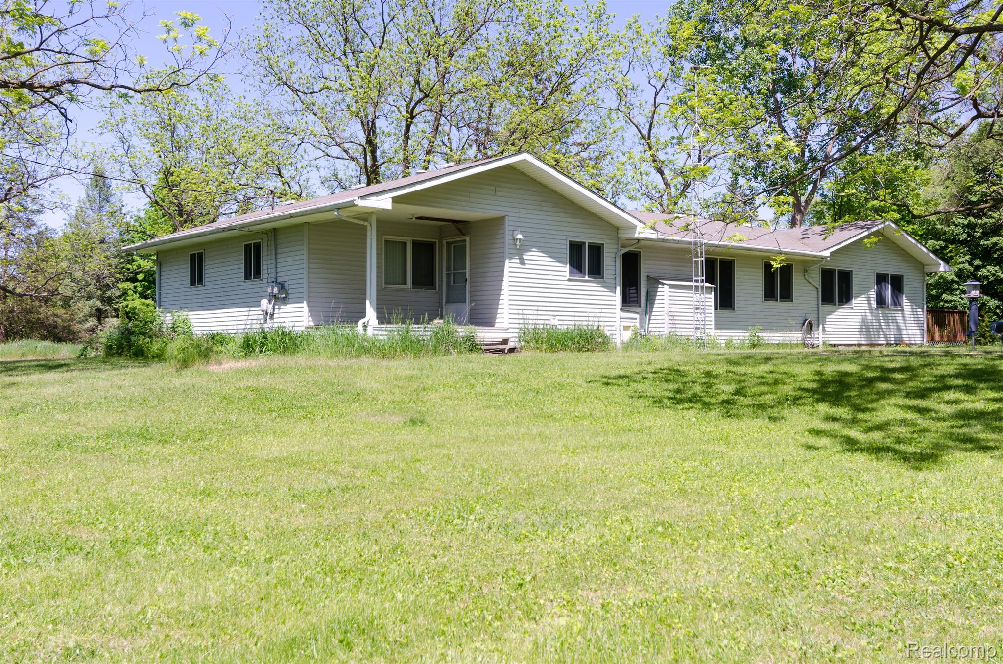 13800 LONE TREE Road