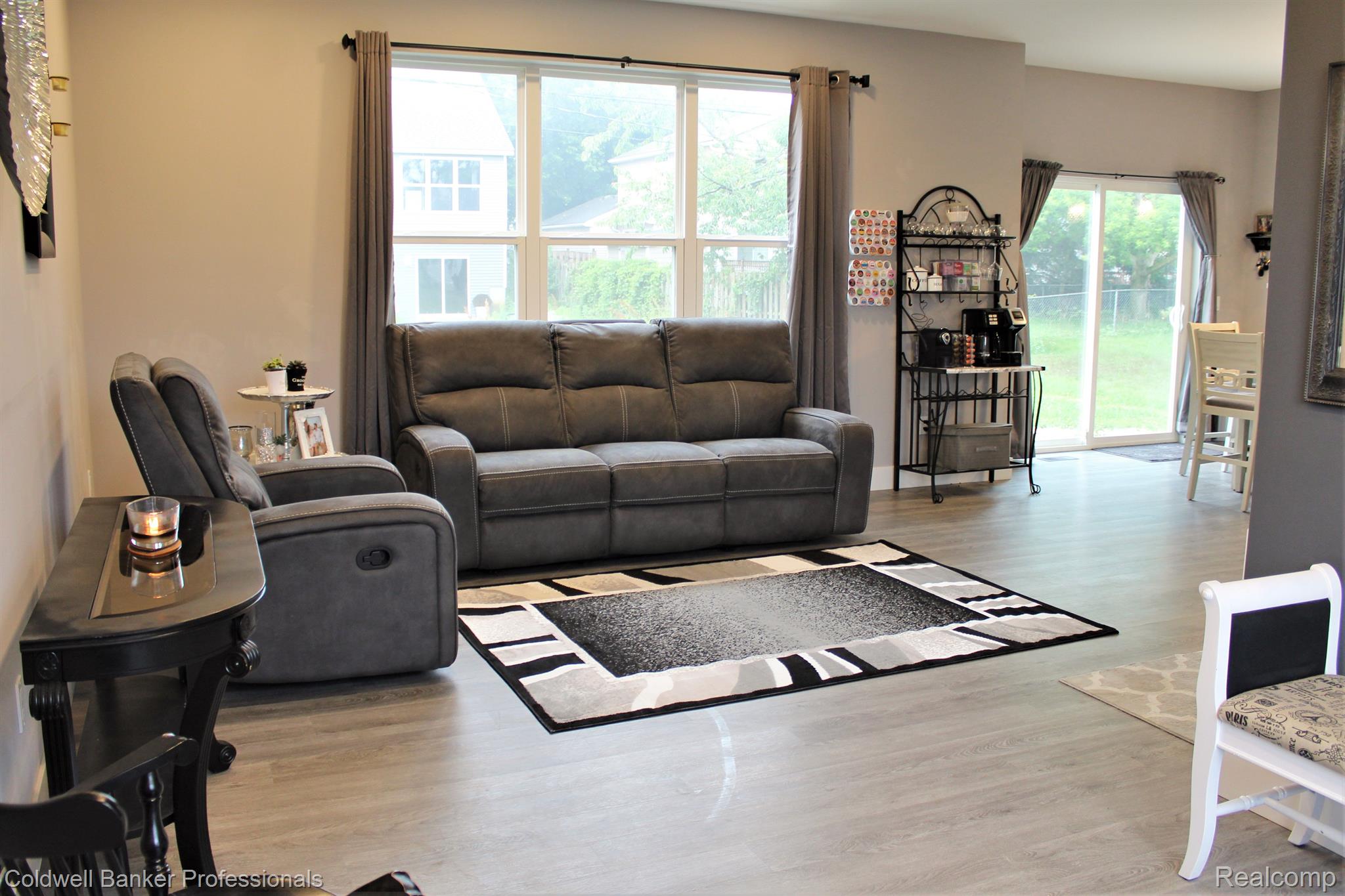 5017 WALSH Drive