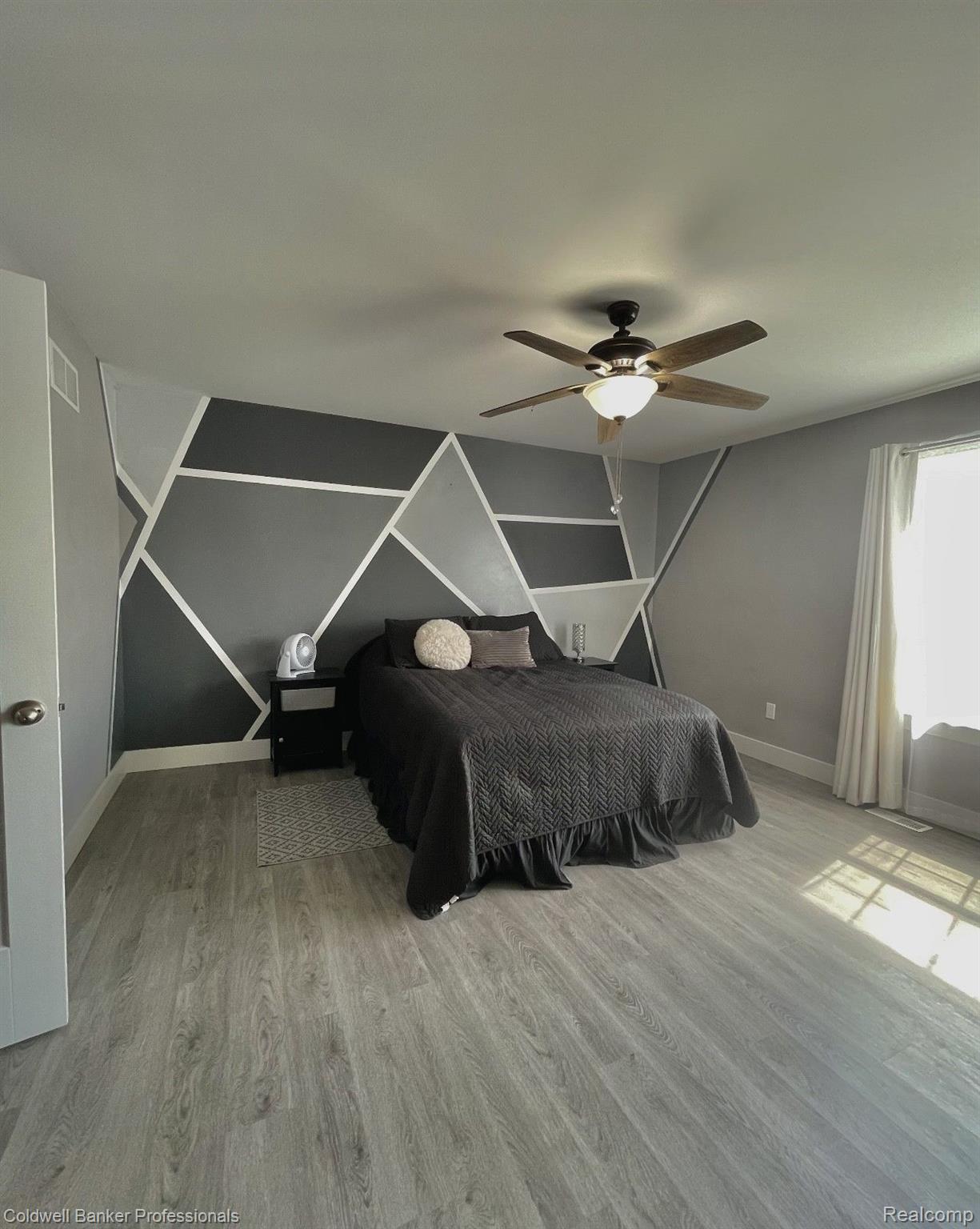 5017 WALSH Drive