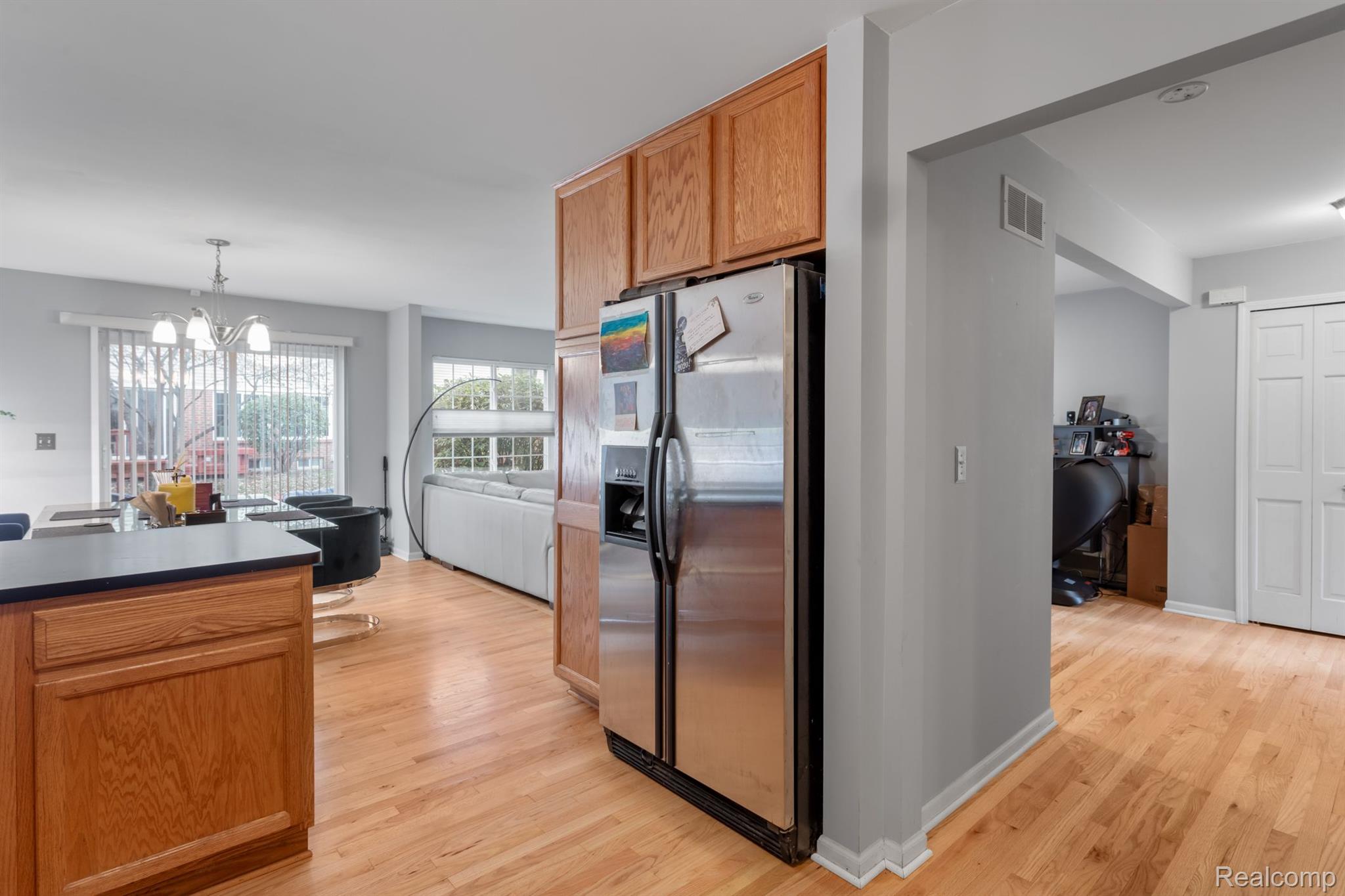 605 James Circle